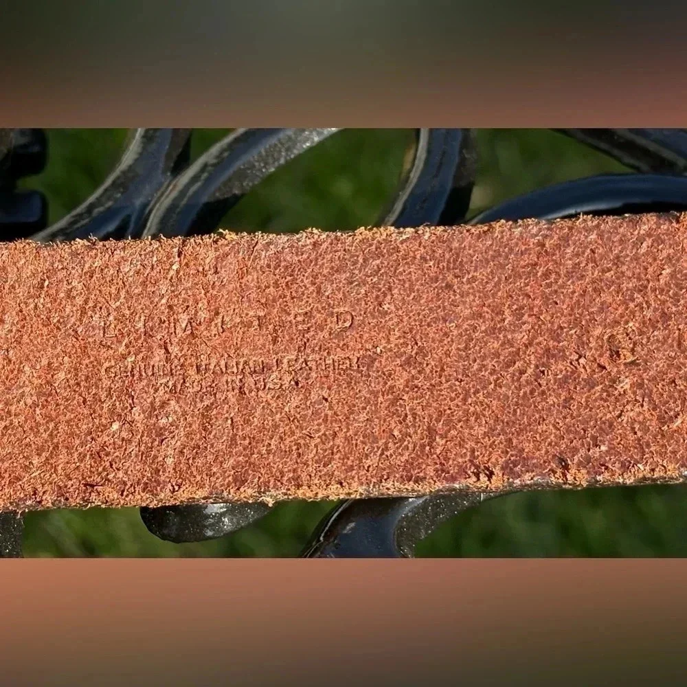 The Limited — Vintage Leather Belt - Picture 2 of 2